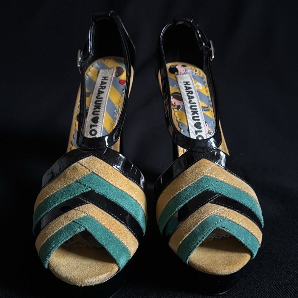 HARAJUKU❤️ LOVERS Jamaica Carnival Theme Heels - Picture 3 of 9